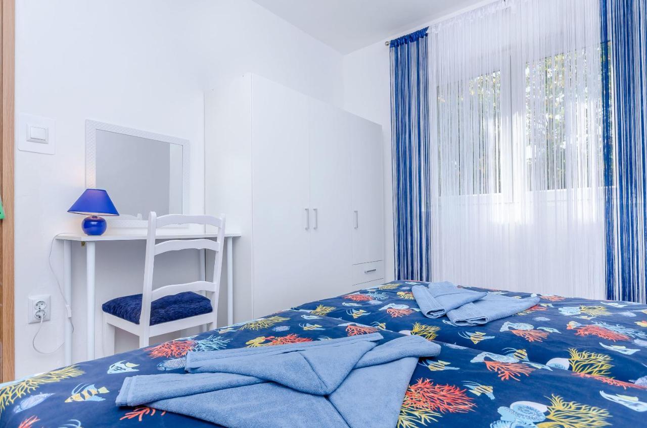 Apartment Snjezana Marina Extérieur photo