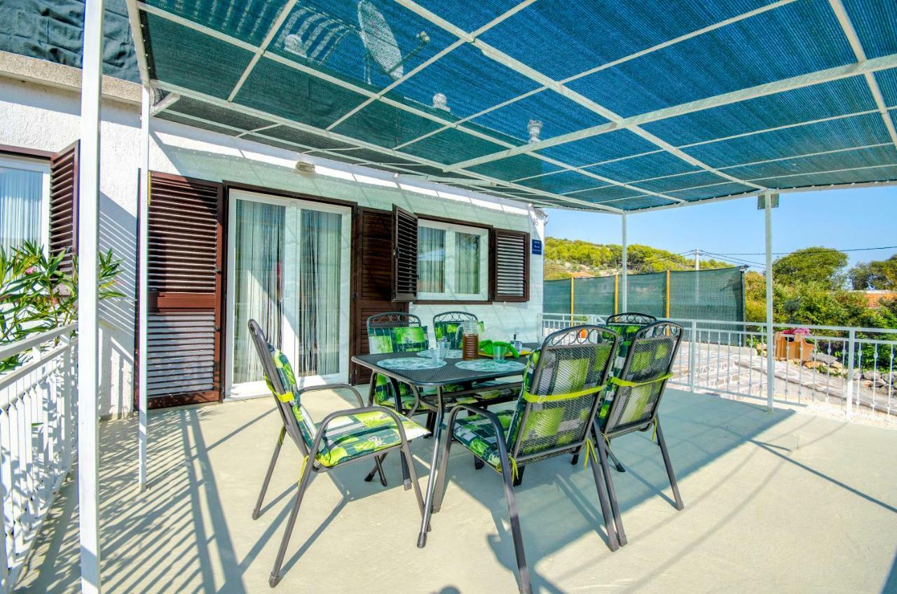 Apartment Snjezana Marina Extérieur photo